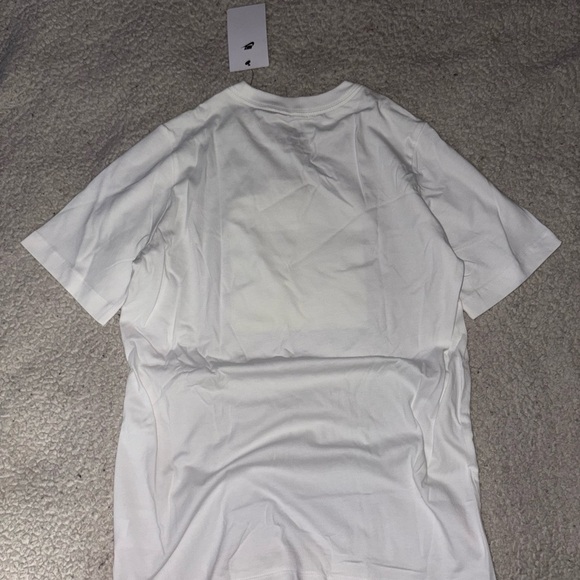 Nike White and Blue Graphic Men's T-Shirt - Picture 2 of 3